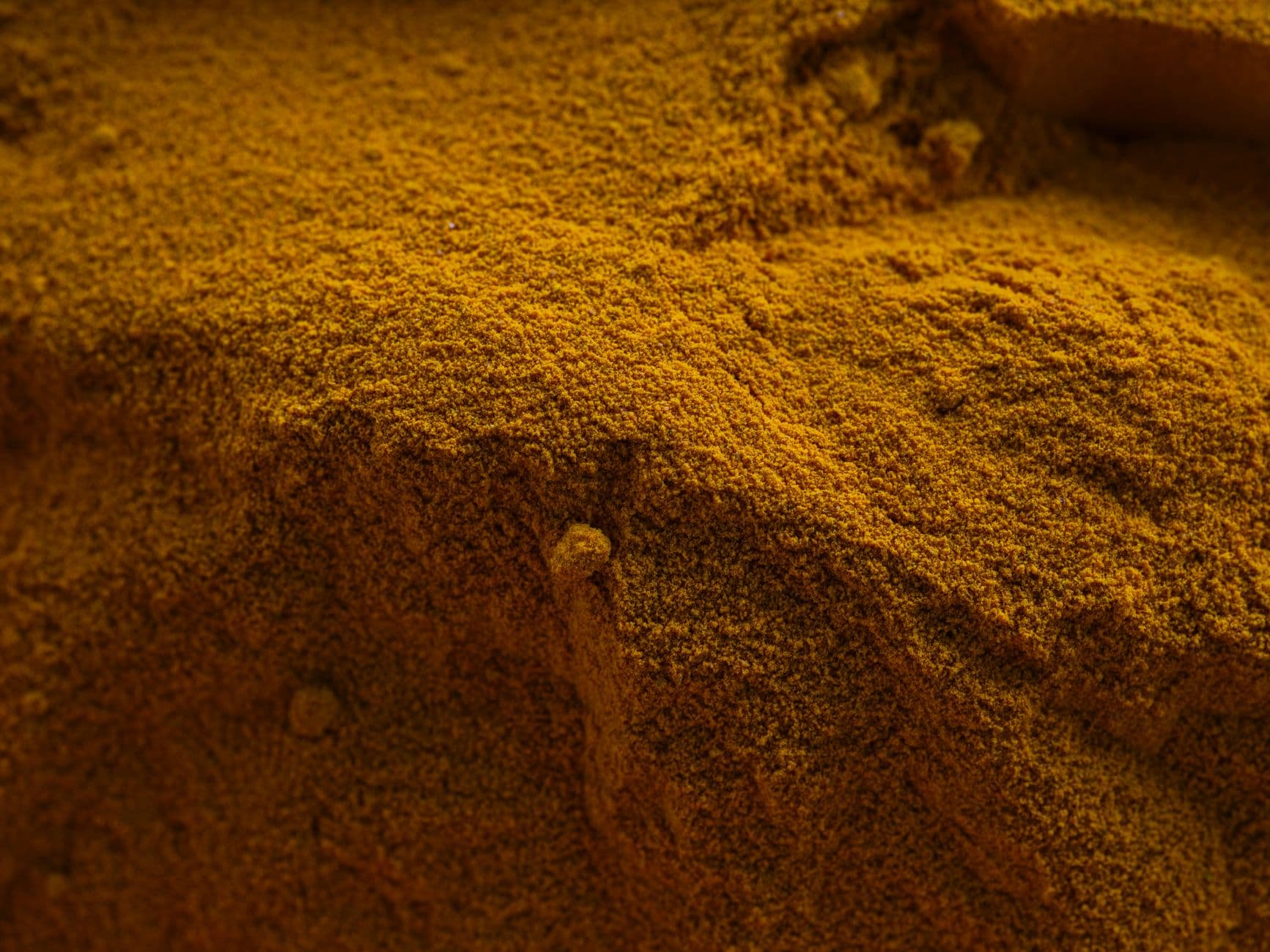 Organic turmeric and botanical ingredients sourced from nature